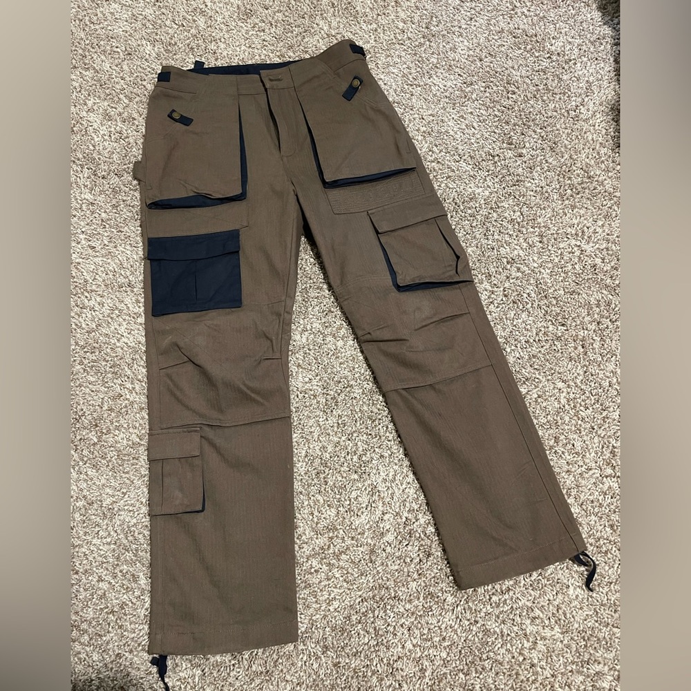 Bodega Cargo Pants (Hidden in Plain Sight)